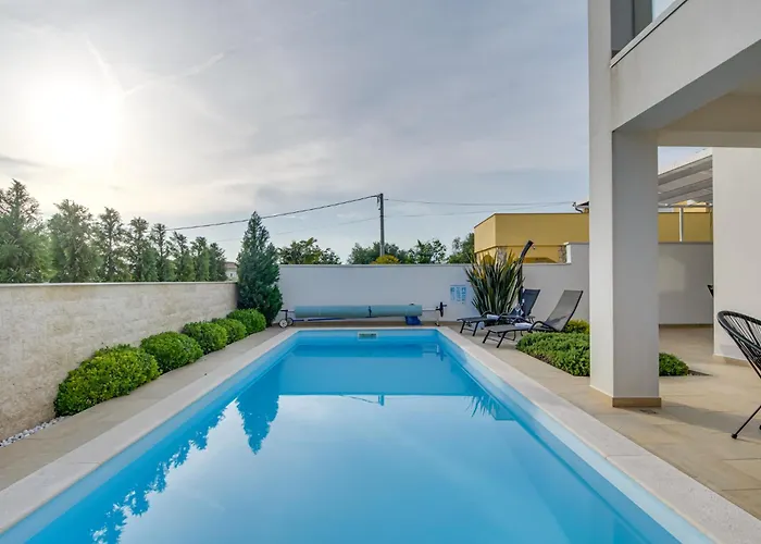 Villa Insula Linardići