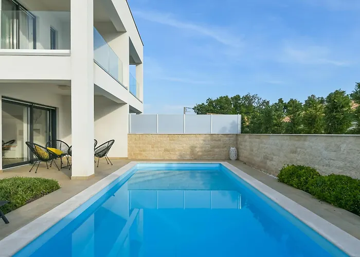 Villa Insula Linardići