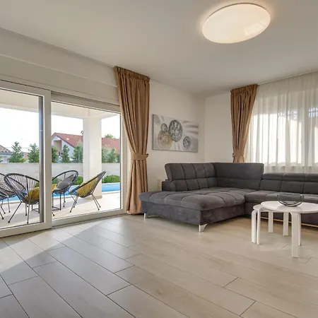 Villa Insula Linardići