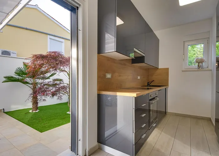 Villa Insula Linardići